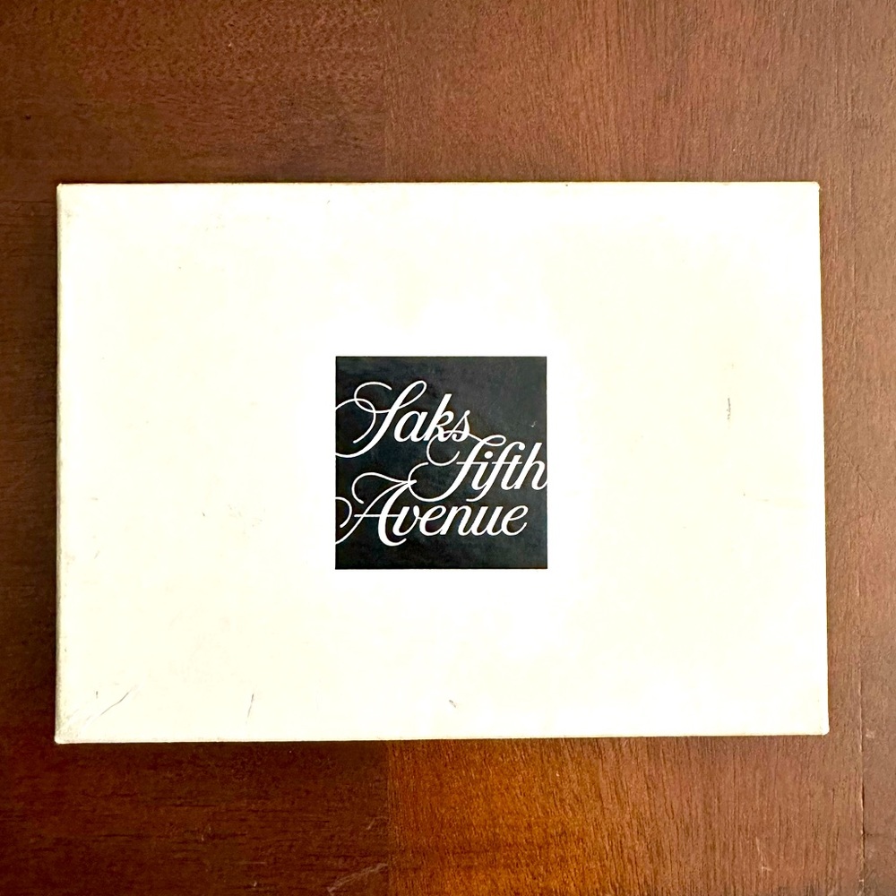 SAKS Small Gift Box